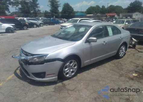 2010 Ford Fusion Se z USA, uszkodzony, nr VIN 3FAHP0HA6AR117164